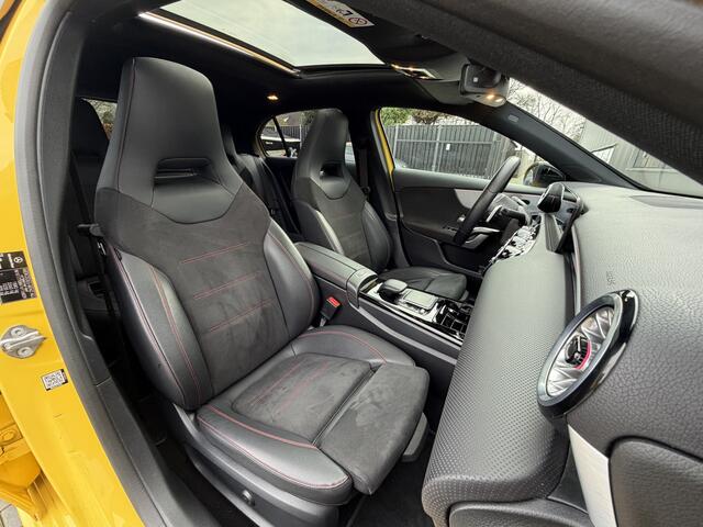 Mercedes-Benz A-KLASSE 180 AMG Night Premium Plus | Panorama | Sfeer | MultiBeam LED | Memory Seats | Camera