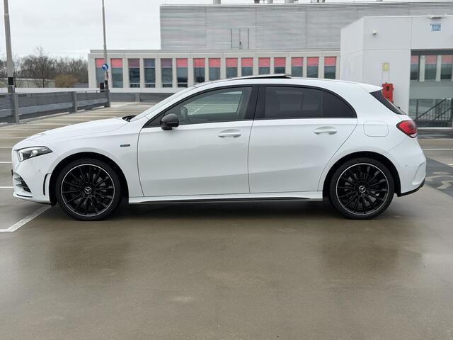 Mercedes-Benz A-KLASSE 250 e Premium PANO | CAMERA | Ambient