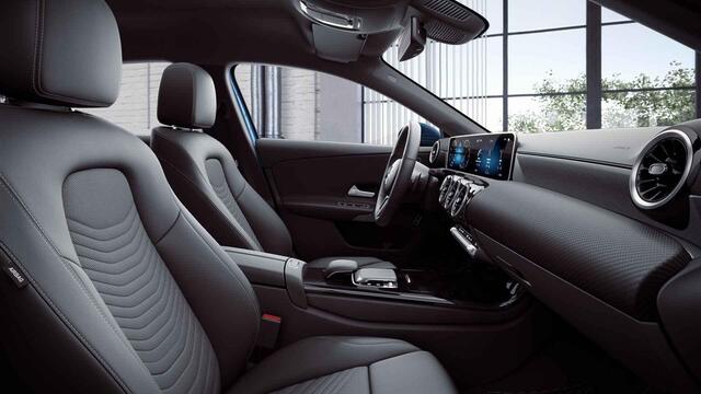 Mercedes-Benz A-KLASSE 180 Business Solution | Widescreen | Stoelverwarming | Achteruitrijcamera |