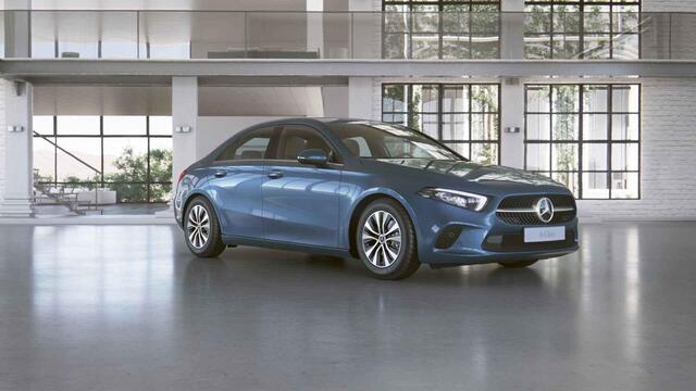 Mercedes-Benz A-KLASSE 180 Business Solution | Widescreen | Stoelverwarming | Achteruitrijcamera |