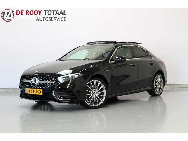 Mercedes-Benz A-KLASSE 250 e Premium Plus AMG-Line | RIJKLAAR | PANORAMADAK | 360GR CAMERA | LEER/ALCANTARA