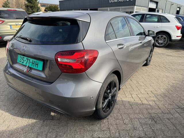 Mercedes-Benz A-KLASSE 180 d | Clima | Navi |