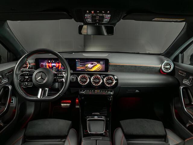 Mercedes-Benz A-KLASSE 250 e AMG Line