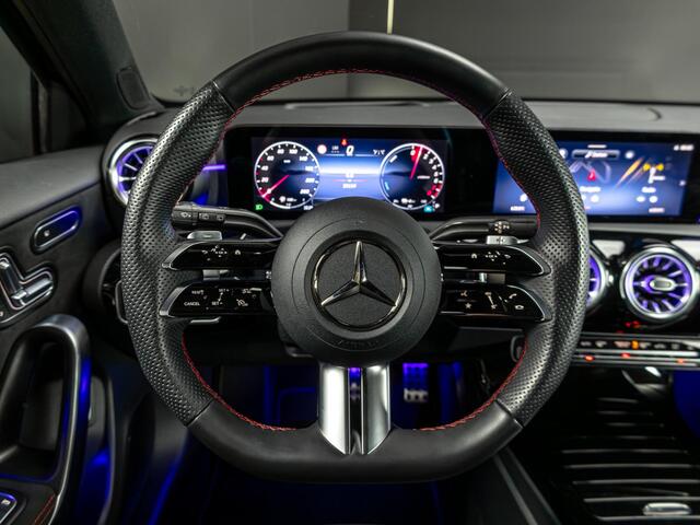 Mercedes-Benz A-KLASSE 250 e AMG Line