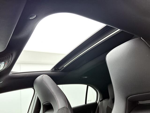 Mercedes-Benz A-KLASSE 250 e Business Solution AMG Limited AMG Line | Night Pakket | Panoramadak | Sfeerverlichting | Inclusief 24 maanden MB Certified garantie voor Europa.