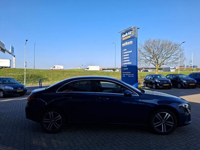 Mercedes-Benz A-KLASSE 250e PREMIUM AUTOMAAT PHEV LEDER NAVI LMV PDC-CAMERA