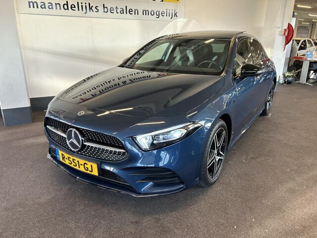 Mercedes-Benz A-KLASSE 250 e Business Solution AMG Limited 218PK | Panoramadak | Sfeerverlichting | Cruise control | Climate control | Lane assist | Dodehoeksdetectie | 18''INCH | Elek. inklapbare spiegels