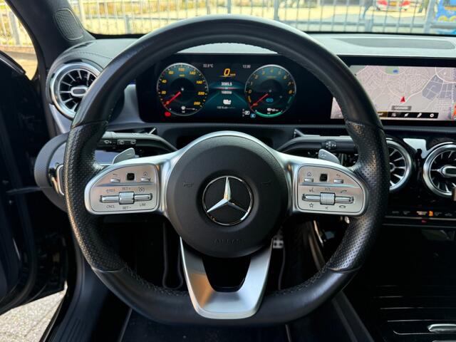 Mercedes-Benz A-KLASSE 250 E Business Solution AMG Panoramadak Sfeer