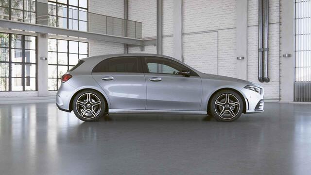 Mercedes-Benz A-KLASSE 180 Business Solution AMG Night Upgrade | Widescreen | Stoelverwarming | Achteruitrijcamera |