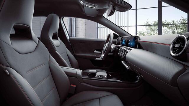 Mercedes-Benz A-KLASSE 180 Business Solution AMG Night Upgrade | Widescreen | Stoelverwarming | Achteruitrijcamera |