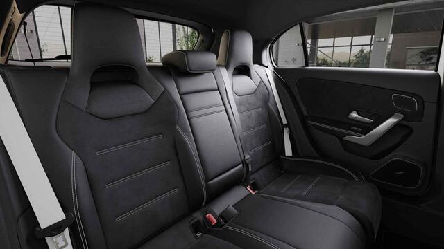 Mercedes-Benz A-KLASSE Hatchback 250 e Business Solution AMG