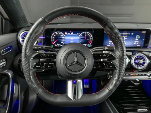 Mercedes-Benz A-KLASSE Hatchback 250 e Business Solution AMG Premium PLUS | Panorama dak