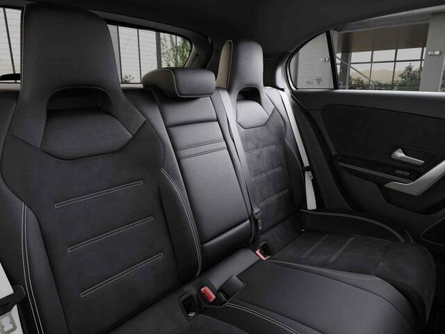 Mercedes-Benz A-KLASSE Hatchback 250 e Business Solution AMG