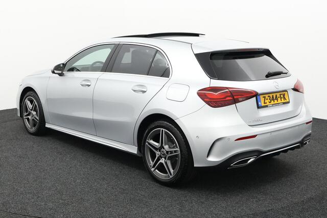 Mercedes-Benz A-KLASSE 250 e AMG | Panoramadak | Dodehoekassistent | Privacy Glas Achter | Sfeerverlichting | Stoelverwarming | Parkeersensoren |
