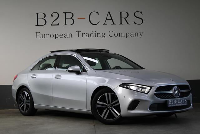 Mercedes-Benz A-KLASSE 200 Premium Panorama - Leder - LED