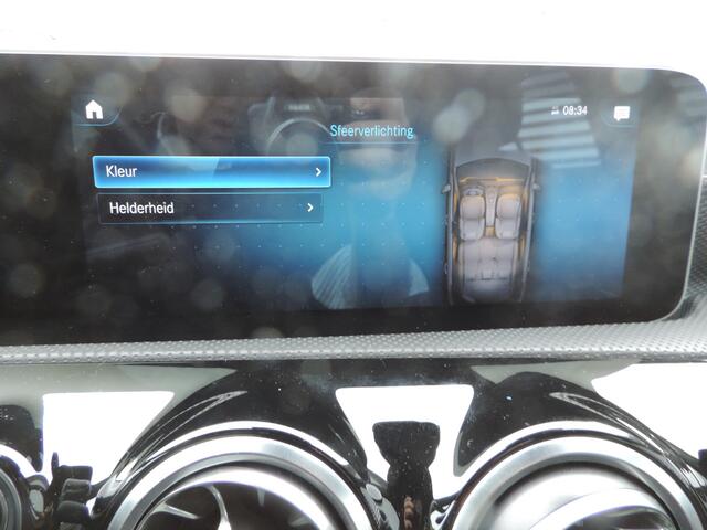 Mercedes-Benz A-KLASSE 180 Business Solution Luxury sfeer licht