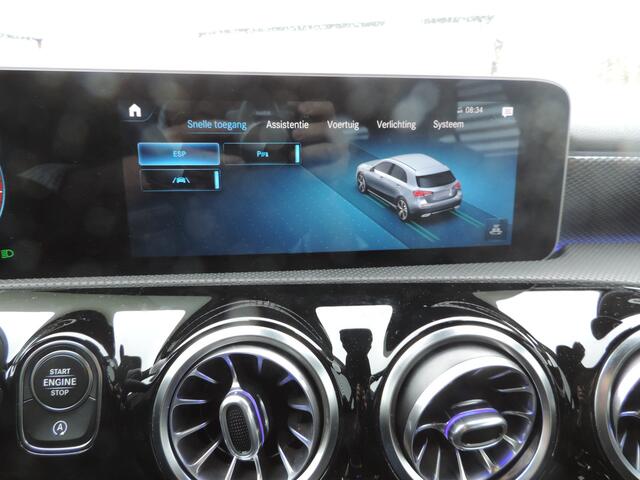 Mercedes-Benz A-KLASSE 180 Business Solution Luxury sfeer licht