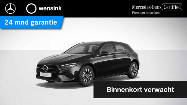 Mercedes-Benz A-KLASSE 180 Star Edition | Stoelverwarming | Achteruitrijcamera | MBUX navigatie Premium