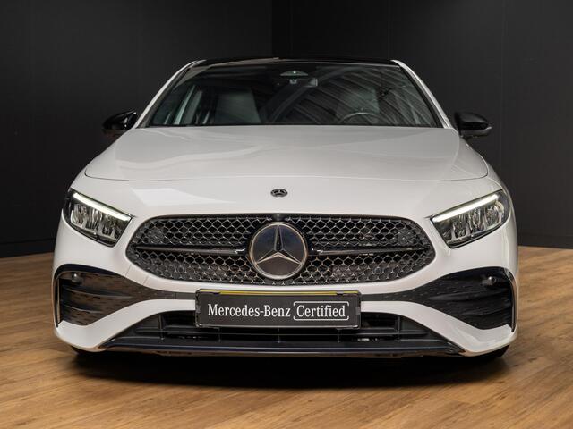 Mercedes-Benz A-KLASSE 180 AMG Line Panorama dak
