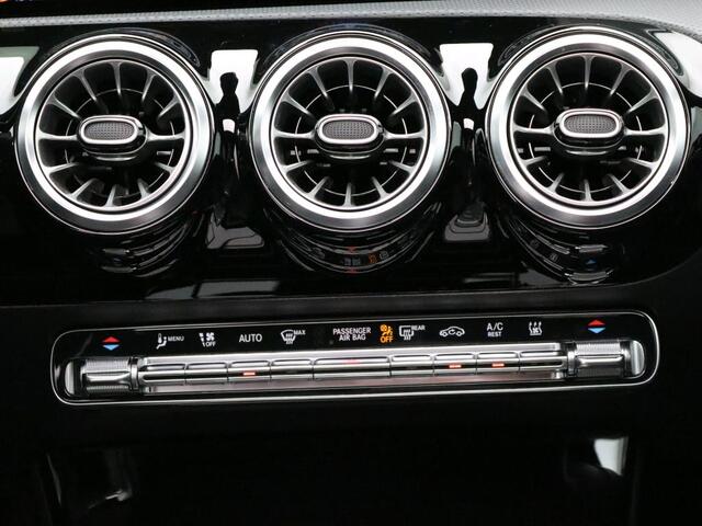 Mercedes-Benz A-KLASSE 250 e PHEV Solution AMG Limited Business