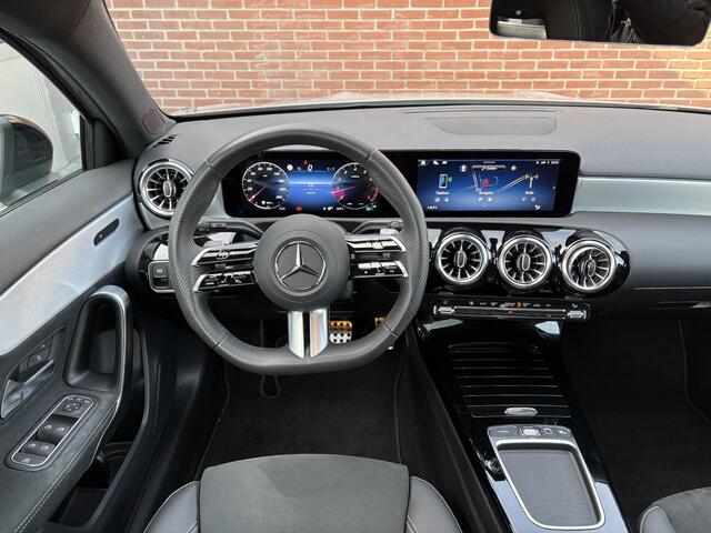 Mercedes-Benz A-KLASSE 200 AMG Line