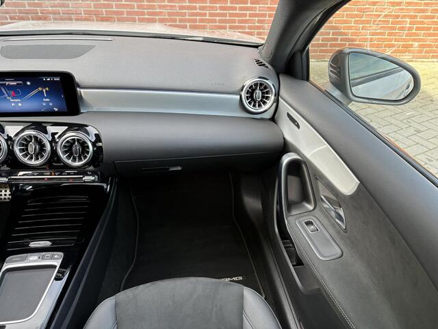 Mercedes-Benz A-KLASSE 200 AMG Line