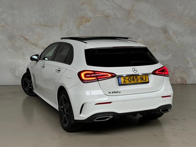 Mercedes-Benz A-KLASSE 250 e AMG Line / Pano / Memory / sfeer /