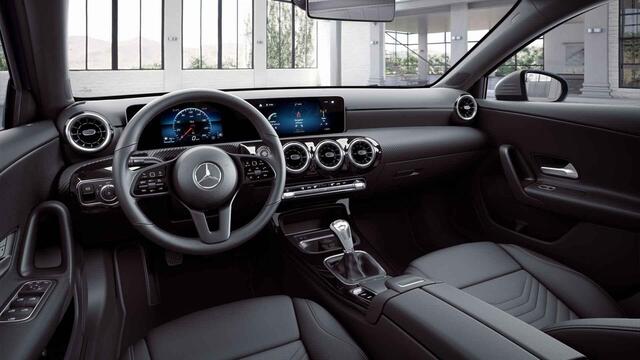 Mercedes-Benz A-KLASSE 160 Advantage | Style pakket | LED koplampen | Widescreen |