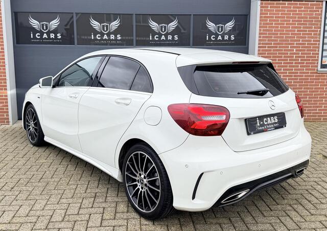Mercedes-Benz A-KLASSE 180 AMG Night Edition Alacantra Dealer onderhouden