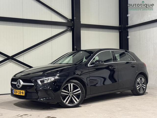 Mercedes-Benz A-KLASSE 250 e Business | navi | leder | sfeer verlichting | carplay |