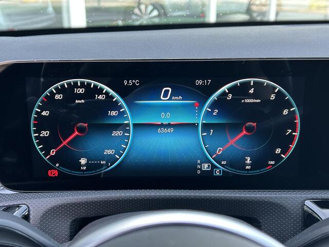 Mercedes-Benz A-KLASSE 180 Business Solution Luxury | Panoramadak | Memory | Matrix Led Koplampen