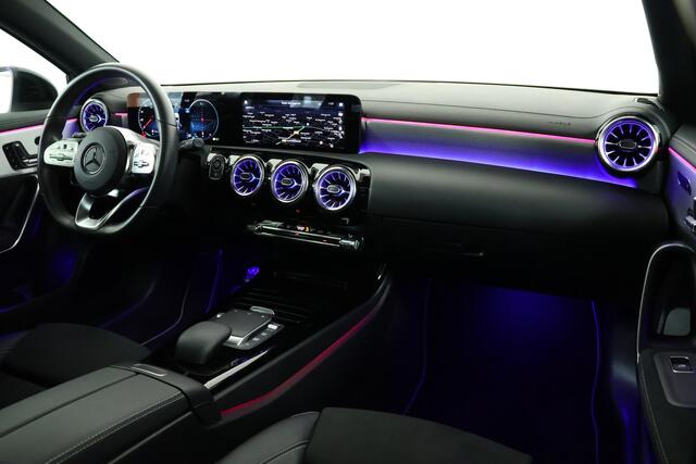 Mercedes-Benz A-KLASSE 200 4MATIC AMG Line / Opendak / ACC / CarPlay / Memory / 360cam