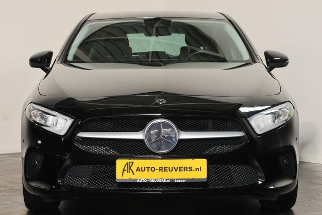 Mercedes-Benz A-KLASSE 180 / Navi / Cruisecontrol / Trekhaak