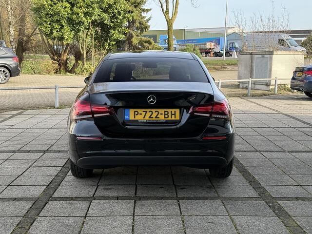 Mercedes-Benz A-KLASSE Aut. 180 Business Sol. Luxury Line | ORG NL | Navi | Camera | M-Bux |