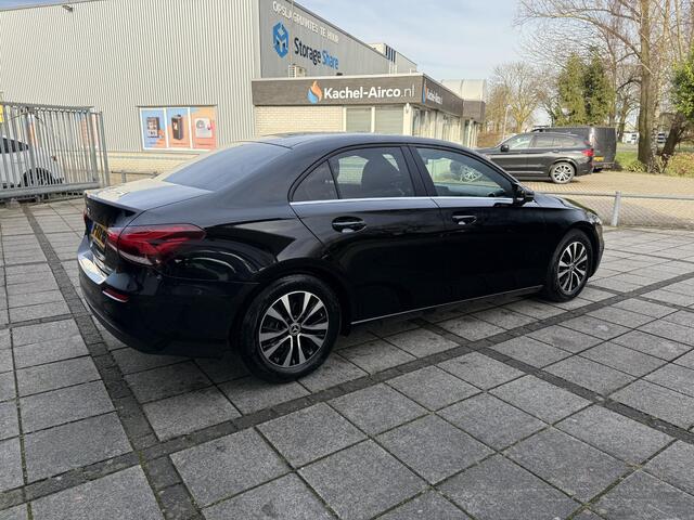 Mercedes-Benz A-KLASSE Aut. 180 Business Sol. Luxury Line | ORG NL | Navi | Camera | M-Bux |