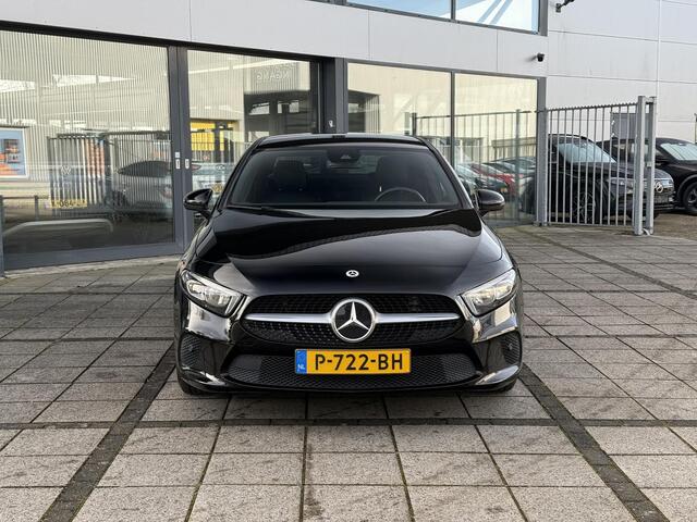 Mercedes-Benz A-KLASSE Aut. 180 Business Sol. Luxury Line | ORG NL | Navi | Camera | M-Bux |