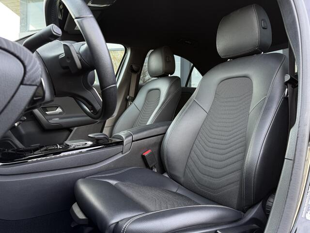 Mercedes-Benz A-KLASSE Aut. 180 Business Sol. Luxury Line | ORG NL | Navi | Camera | M-Bux |