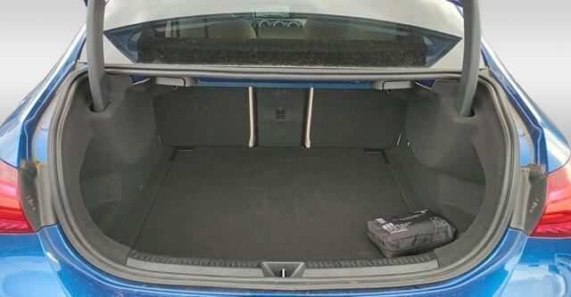 Mercedes-Benz A-KLASSE 180 Luxury Line 1e-Eig. Keurig-Onderh., BOVAG-Garantie. NL-Auto.