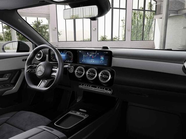 Mercedes-Benz A-KLASSE Hatchback 250 e 140 Year Edition