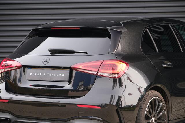 Mercedes-Benz A-KLASSE 200 Business Solution AMG / Pano dak / 18 Inch AMG Velgen /
