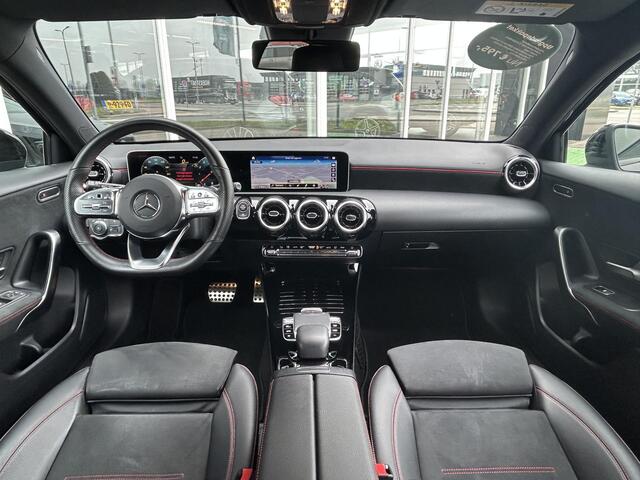 Mercedes-Benz A-KLASSE 180 Business Solution AMG Night Upgrade