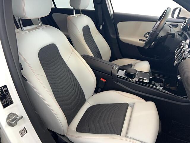 Mercedes-Benz A-KLASSE 200 Business Solution 1e Eigenaar | Volledig Onderh | NL-Auto | Camera | Stoelverwarming | Navi | Carplay | Alarm klasse 3 | ACC | PDC