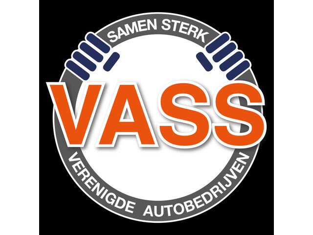 Mercedes-Benz A-KLASSE 200 Launch Edition Premium Plus AMG | Stoelverwarming | Camera | Ambiance Verlichting | Multibeam | Keyless | Memory Seats | Navigatie | Cruise Control |