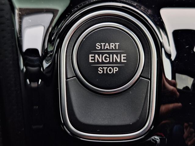 Mercedes-Benz A-KLASSE 250 e | Panoramadak | Night Pakket | MULTIBEAM LED Koplampen | Apple CarPlay | Android Auto | Sfeerverlichting | Dodehoekassistentie | Stoelverwarming | Achteruitrijcamera | Elektrisch Inklapbare Buitenspiegels