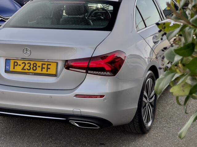 Mercedes-Benz A-KLASSE 180 AUT7 LIMOUSINE SOLUTION LEDER NAVI CAMERA DIGI-DASH PDC LED LMV