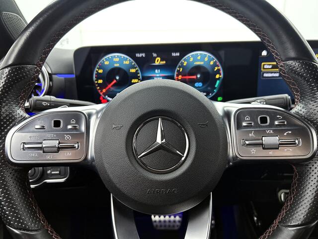 Mercedes-Benz A-KLASSE 250 e AMG Plug-In Hybride AMG Line | Night Pakket | Trekhaak | Stoelverwarming voor | Dodehoekassistent | Apple CarPlay. Inclusief 24 maanden MB Certified garantie voor Europa.