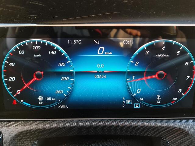 Mercedes-Benz A-KLASSE 180 Business Solution Ledkoplampen | Achteruitrijcamera | Spiegelpakket | Licht- en zicht pakket. Inclusief 24 maanden MB Certified garantie voor Europa.