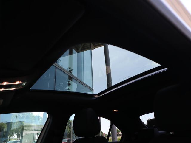 Mercedes-Benz A-KLASSE 250 e AMG Line