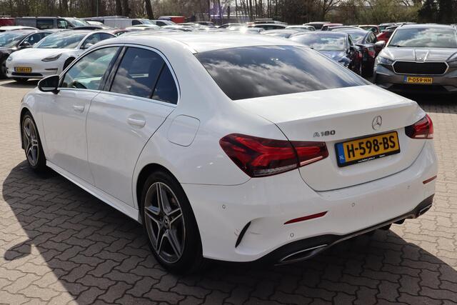 Mercedes-Benz A-KLASSE 180 Business Solution AMG Virtual Cockpit, Navigatie, Cruise control, Camera, Stoelverwarming, Apple Carplay