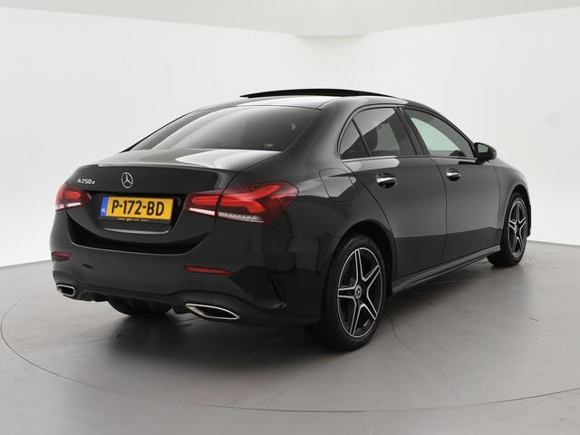 Mercedes-Benz A-KLASSE 250e 218 PK SEDAN + PANORAMA | SFEERVERLICHTING | APPLE CARPLAY | MEMORY | STOELVERWARMING